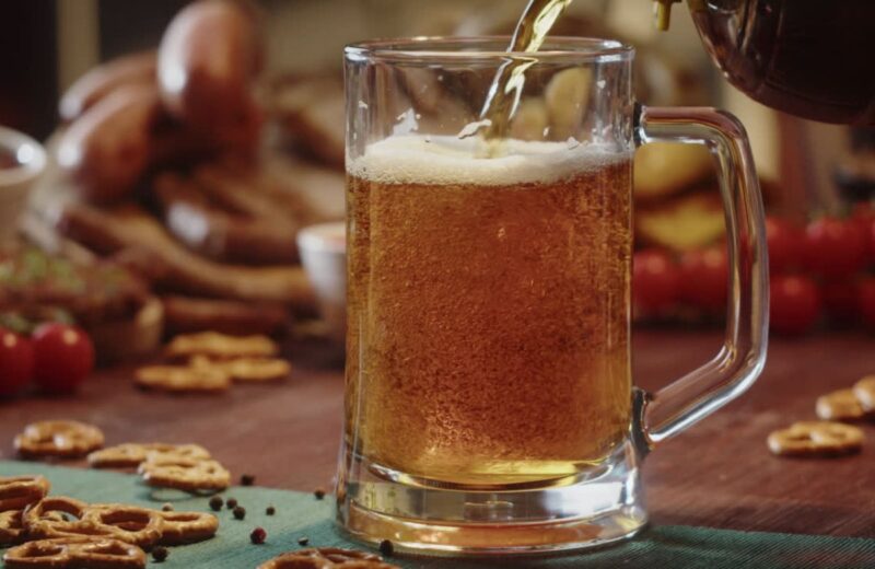 Nemačka piva, kao lager, pšenično i crno, savršeno prate tradicionalna jela i bogate gastronomsko iskustvo.